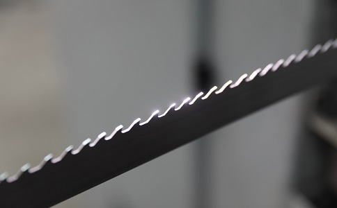 牡丹江双金属带锯条产生切削噪音的原因具体有哪些？